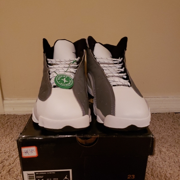 Air Jordan Retro 13s - Picture 2 of 7